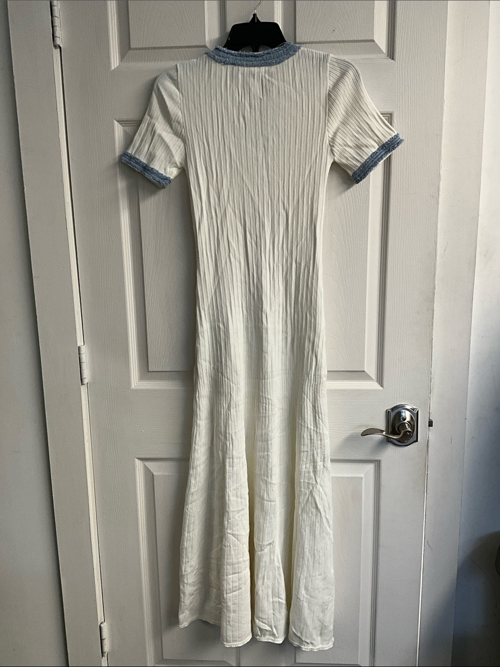 Alecia Ribbed Midi Dress - Picture 6 of 6
